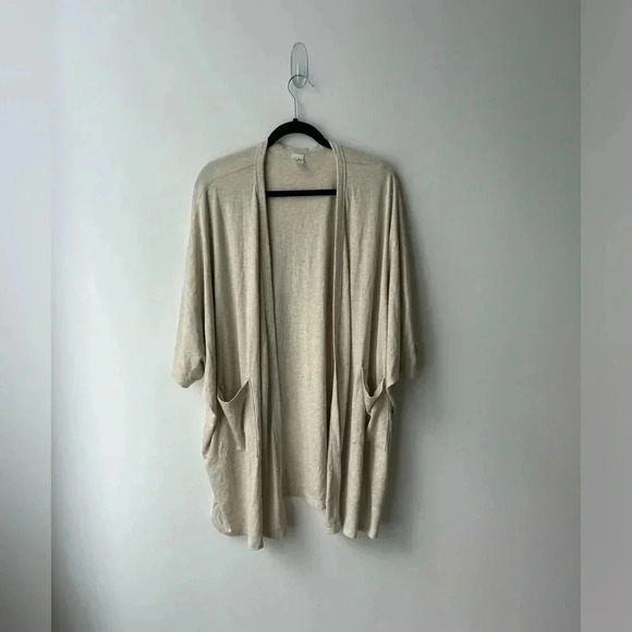 Women's Bamboo/cotton Blanket Cardigan
null - Picture 2 of 11